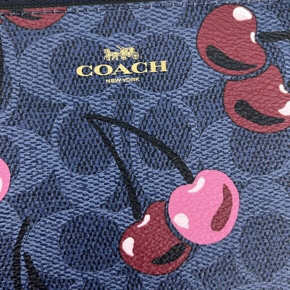 Coach Corner Zip Wristlet In Signature Canvas With Cherry Print Wallet Bag Purse - Picture 6 of 7